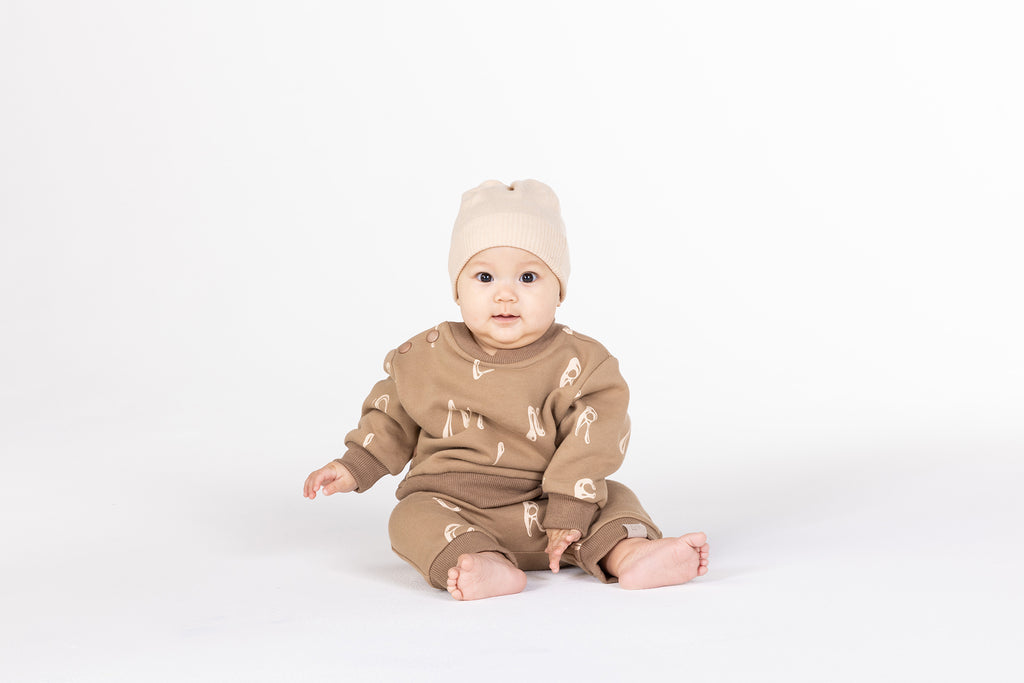 Baby Beanie in Brushed Knit - Beige l OM716