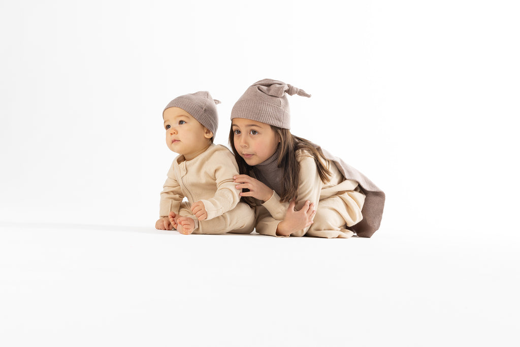 Baby Beanie in Brushed Knit - Taupe l OM716