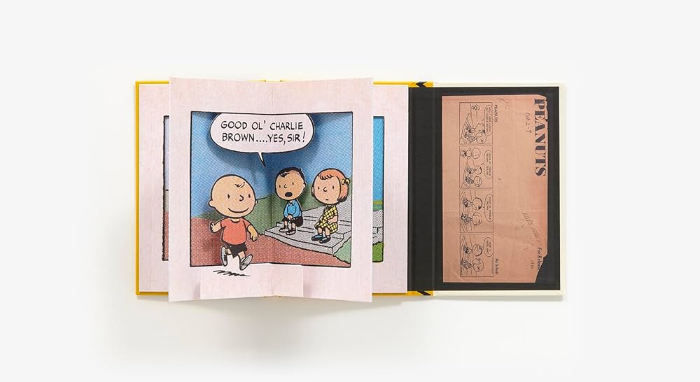 Here Comes Charlie Brown! A Peanuts Pop-Up | Book