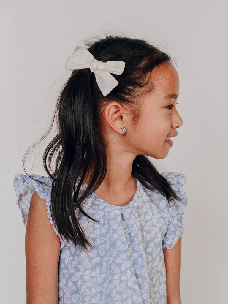 Girls Pinwheel Bow 2 piece set | White
