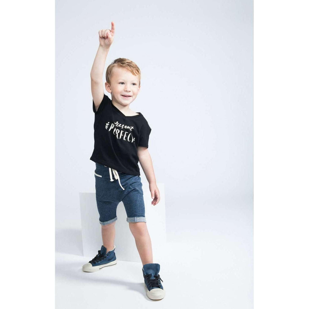 OMAMIMINI:Boys T-shirt with 'Present Perfect' Print | Black OM96