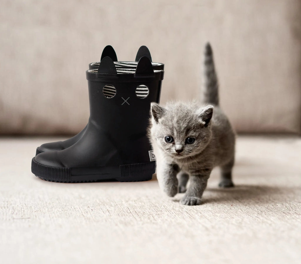 LookiCat Black Rain boots